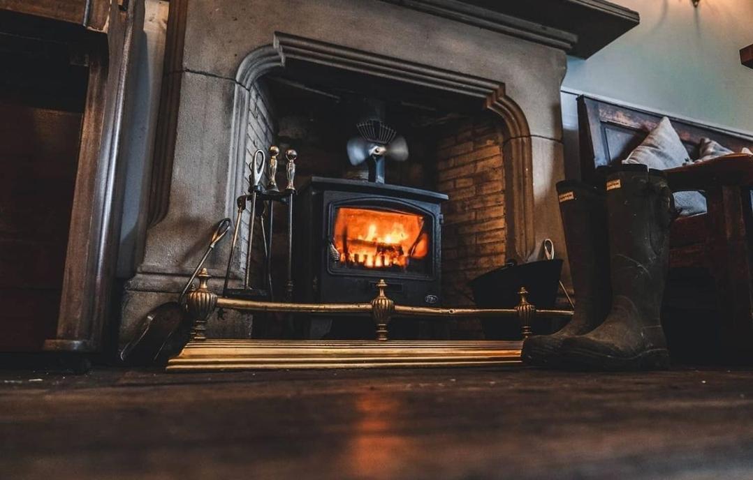 Peak District, The Greyhound Inn, Warslow Circa 1750 Luaran gambar